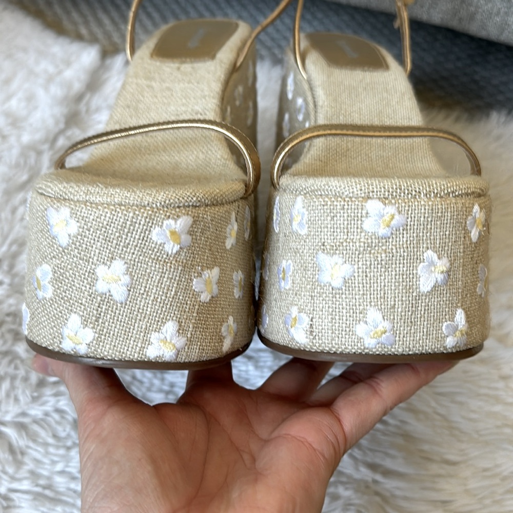 Larroude Wanda Platform Sandals in Gold Leather & Daisy Tan Raffia Rare - Picture 9 of 16